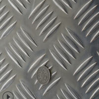 供應(yīng)花紋鋁板 1.5*1220*2440五條筋型花紋鋁板 純鋁花紋板君實(shí)供