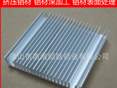廠家直銷定制散熱器 梳子氧化深加工燈飾工業鋁及鋁合金型材