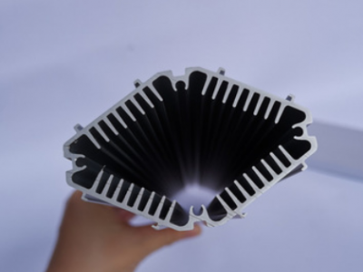 廠家精密加工水族燈 線槽燈燈條散熱器LED植物生長燈散熱器鋁型材