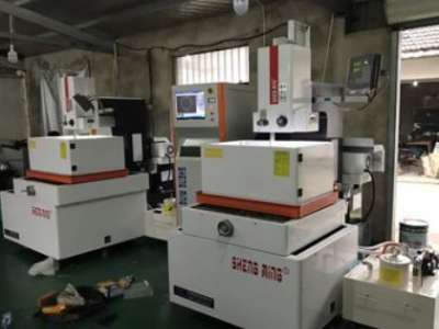 廠家直銷SM-400A中走絲機床 線切割機