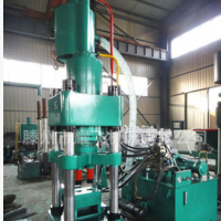 360噸立式粉末冶金成型液壓機(jī) 630噸鐵銷鋁屑?jí)猴灣尚团P式油壓機(jī)