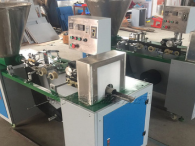 可降解無紡布袋裝土機 廠家定做全自動育苗土壓塊機 營養土制缽機