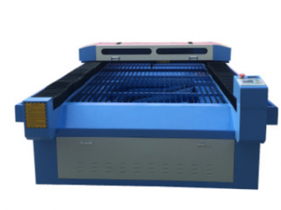 廠家直銷 激光切割機(jī) 激光雕刻機(jī) 激光裁床 海綿切割機(jī)