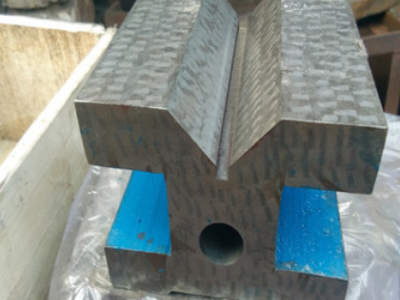 鋼V型架直線測量、鑄鐵鋼制軸校正、單口多口V型鐵V型架廠家銷售