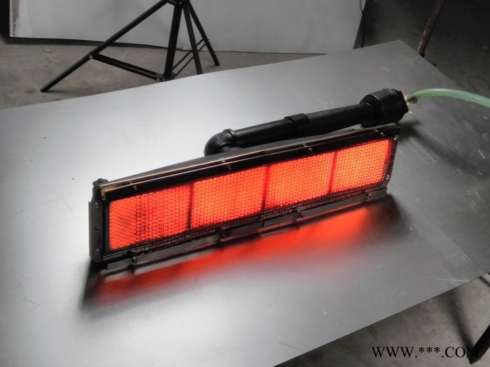 天然氣瓦斯?fàn)t頭，燃?xì)饧t外線燃燒器燃燒塊，適用于鋁板彩色涂層印花生產(chǎn)線，鋼板熱覆膜生產(chǎn)線