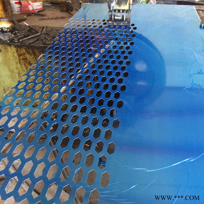 穿孔鋁板 鋁板沖孔網(wǎng) 鋁合金沖孔板廣告標(biāo)牌幕墻裝飾打孔鋁板網(wǎng)