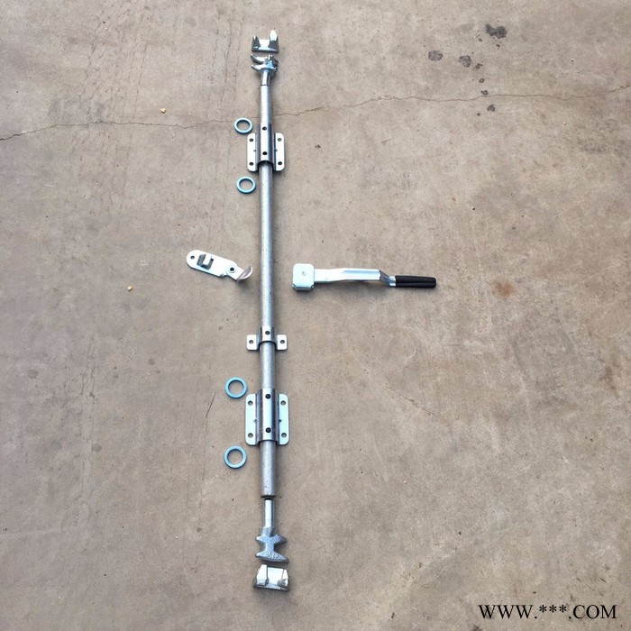 廠家供應(yīng)集裝箱活動房配件，集裝箱角件，門鎖，合頁，膠條，扭鎖，瓦楞板，角柱，方管，木地板