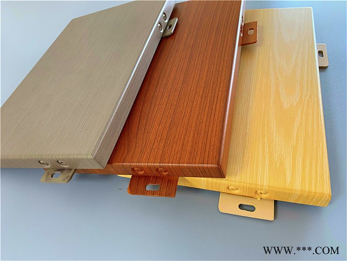 鋁慶建材供應(yīng)**木紋鋁單板 歡迎來電咨詢定制石紋鋁板氟碳外墻鋁板 **質(zhì)量保證