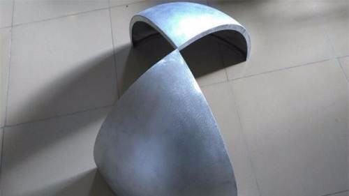 鋁單板、蜂窩板、瓦楞板、雙曲板、鋁木紋板、鋁仿石材板、鋁網板、鋁天花板