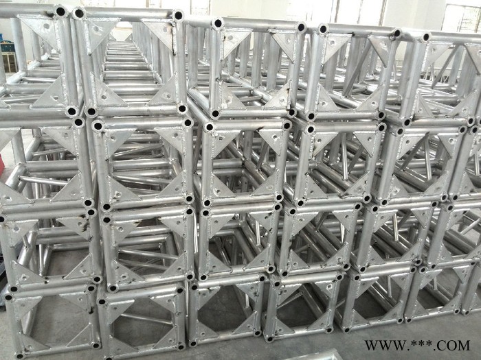 專業(yè)生產(chǎn)400*600三角鋁板架鋁合金舞臺(tái)桁架**鋁合金燈光架螺絲架龍門架Truss架國(guó)標(biāo)鋁合金鋁板大桁架加固加厚