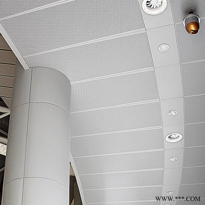 易博仕集成吊頂鋁扣板專業直供銀行工程微孔隔音鋁板吊頂材料