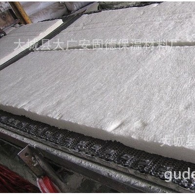 硅酸鋁針刺毯 耐高溫硅酸鋁板 硅酸鋁纖維氈 窯爐管道罐體保溫用