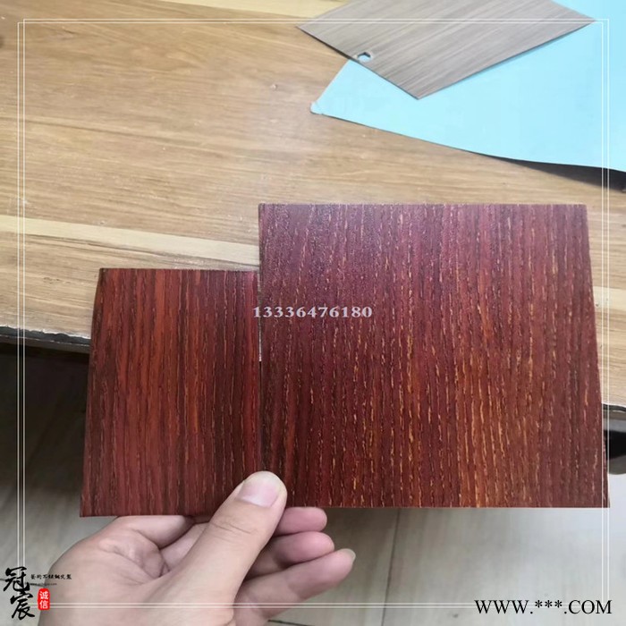 寫字樓幕墻裝飾木紋不銹鋼方通 吊頂木紋鋁型材 木紋U槽管