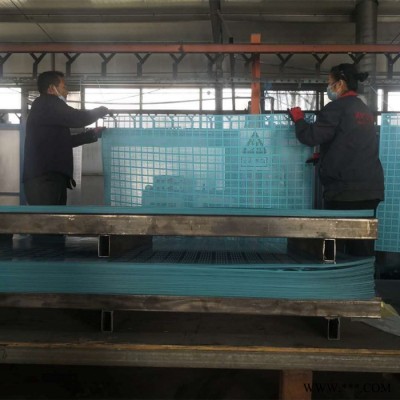 鋁板爬架網     武漢爬架網廠    沖孔爬架網