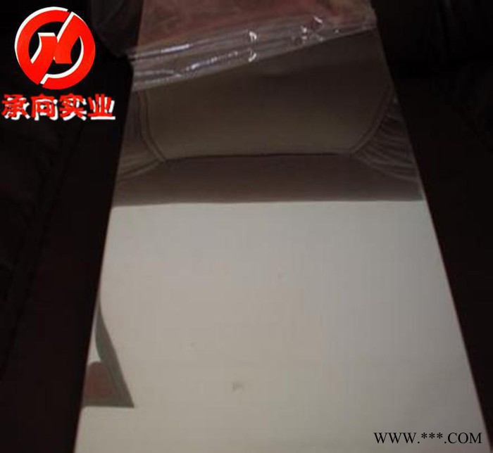 承向鋁業(yè)：1060鏡面鋁板 高品質(zhì)反光鋁板 1060花紋鋁板