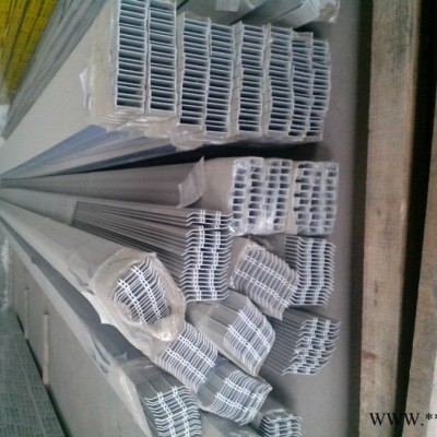 供應忠旺120幕墻鋁型材