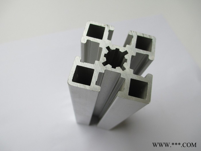 江陰鑫裕鋁型材定制各種鋁散熱器