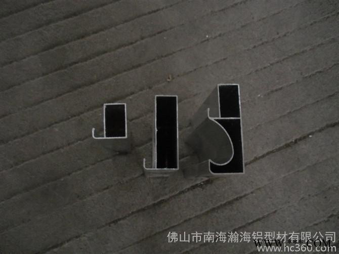 供應佛山櫥柜封邊拉手鋁材