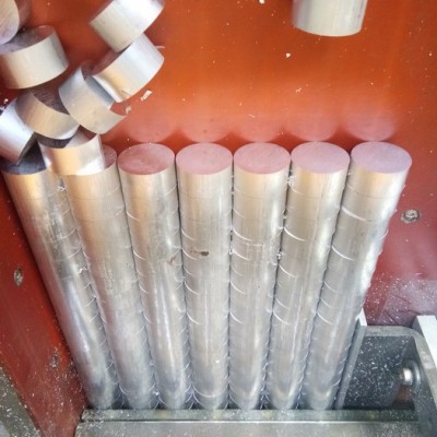 鋁棒 直紋鋁棒 網紋鋁棒 鋁方棒 六角鋁棒 氧化鋁棒 鋁扁條 攻牙 鉆孔 切割