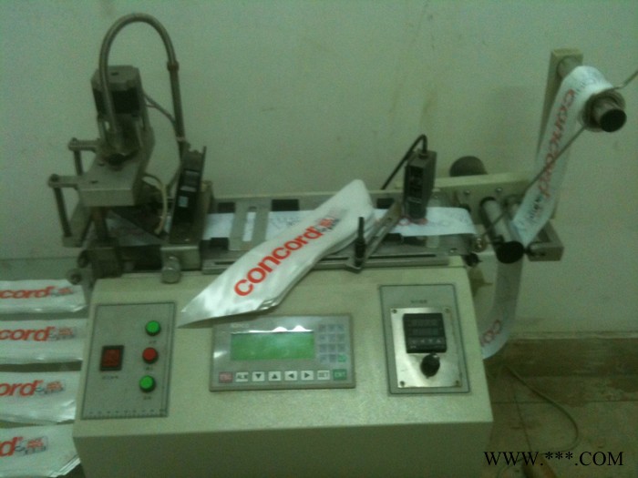 供應大祿DL4580家紡斜角標自動分切機