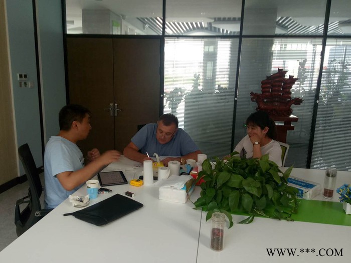 中順1880 衛生紙復卷機--盤紙分切機餐巾紙機抽紙機紙品加工機械設備