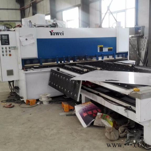 江蘇亞威BS-LGSK-6*3050MM數控剪板機  數控沖床  數控轉塔沖床