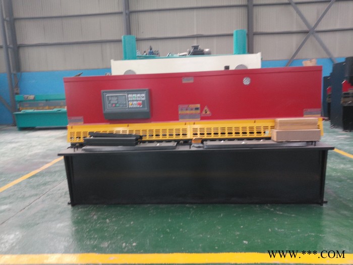 淄博金軒機床**QC11Y-12X2500 液壓閘式數(shù)控剪板機