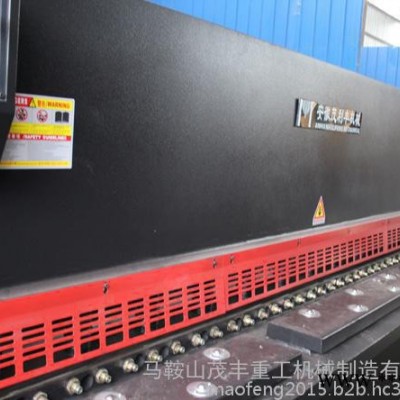 液壓擺式剪板機 工作精度高,效率提升快的液壓擺式剪板機