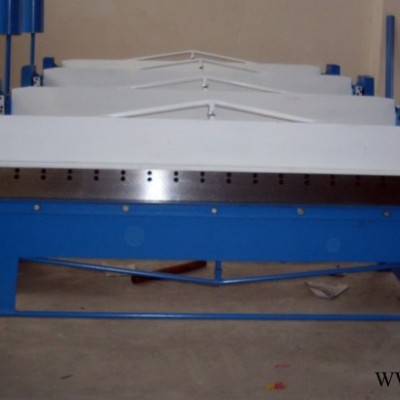 供應njhd15536317222剪板機