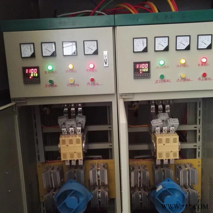 中威高錳鋼淬火電阻爐：90-450千瓦配套全自動控制柜，實現(xiàn)自控功能