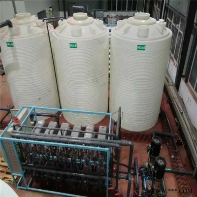 昭通30噸電鍍廢水儲罐/PE材質(zhì)環(huán)保塑料水塔