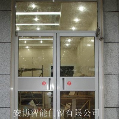 直銷非標(biāo)肯德基門 電泳銀白教室推拉門專業(yè)定制