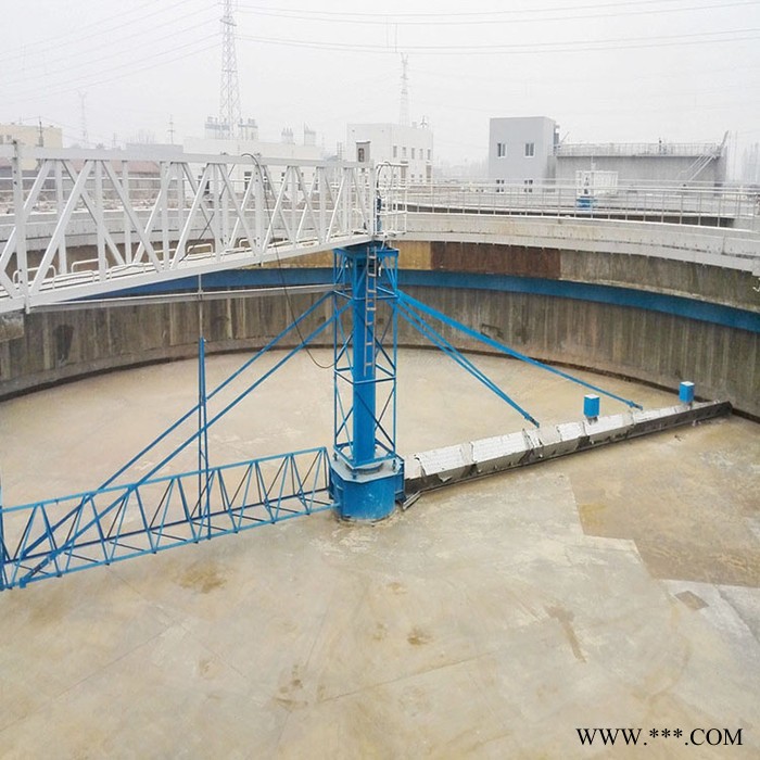 電鍍污泥處理設備供應  刮泥機價格    中心傳動刮泥設備   吸泥機裝置  工業污泥處理設備