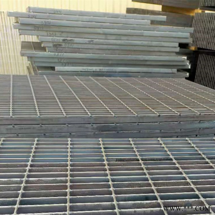 電鍍鋅格柵板  平臺(tái)鋼格柵    廠家批發(fā)   復(fù)合鋼格板