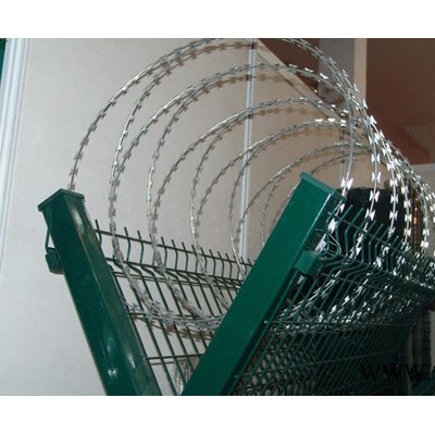 湖北潛江12號電鍍鋅刺繩 刺網 刺鐵絲網廠家價格