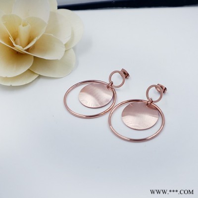 【今泊二】日韓百搭雙環(huán)街拍耳環(huán)女 電鍍18K玫瑰金鈦鋼防過(guò)敏不褪色夸張耳環(huán)