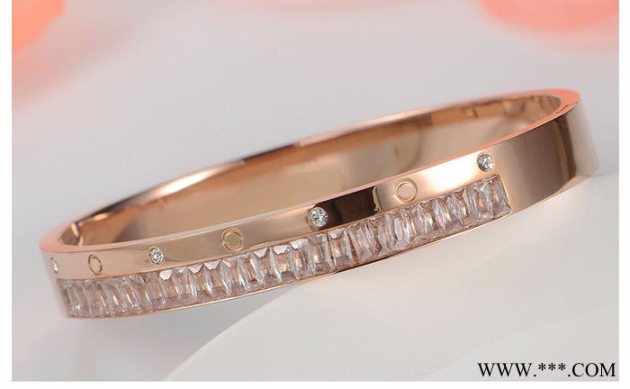 千屹電鍍，真空電鍍，首飾電鍍加工，五金電鍍加工，數(shù)碼配件電鍍加工