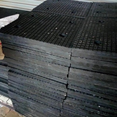 氧化鋁襯板 氧化鋁復(fù)合襯板 陶瓷橡膠復(fù)合襯板 高耐磨陶瓷襯板