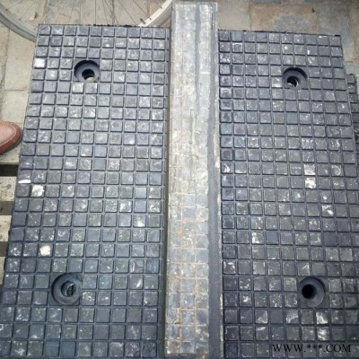 氧化鋁襯板 氧化鋁陶瓷襯板 陶瓷橡膠復合襯板 耐磨橡膠板