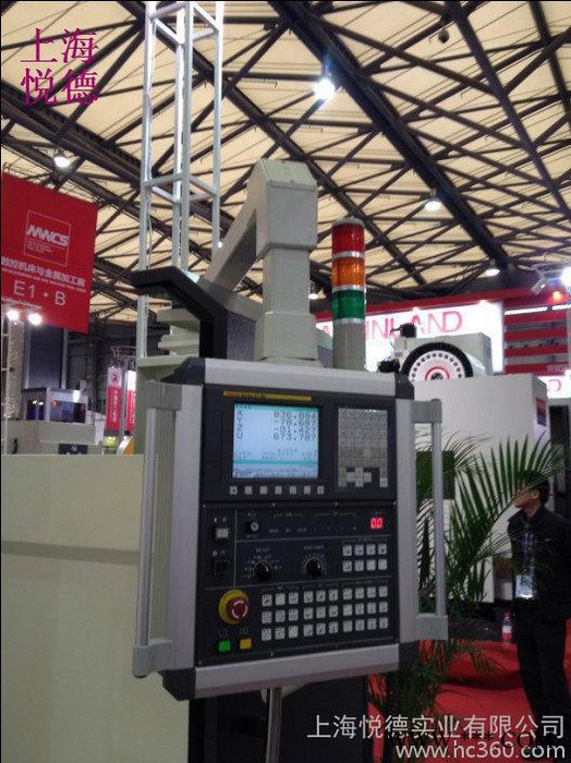 供應表面陽極氧化鋁本色懸臂控制箱，懸吊臂，懸掛臂，懸臂系統 配電箱，