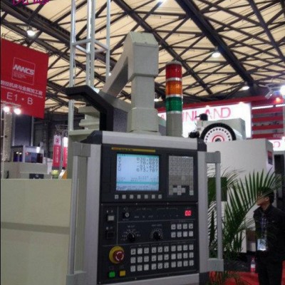 供應表面陽極氧化鋁本色懸臂控制箱，懸吊臂，懸掛臂，懸臂系統 配電箱，