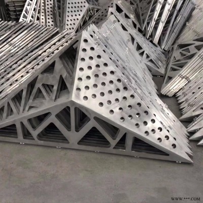 電梯包邊沖孔鋁板 鏤空鋁單板定制  熱轉(zhuǎn)印3.0mm木紋鋁單板 裝飾