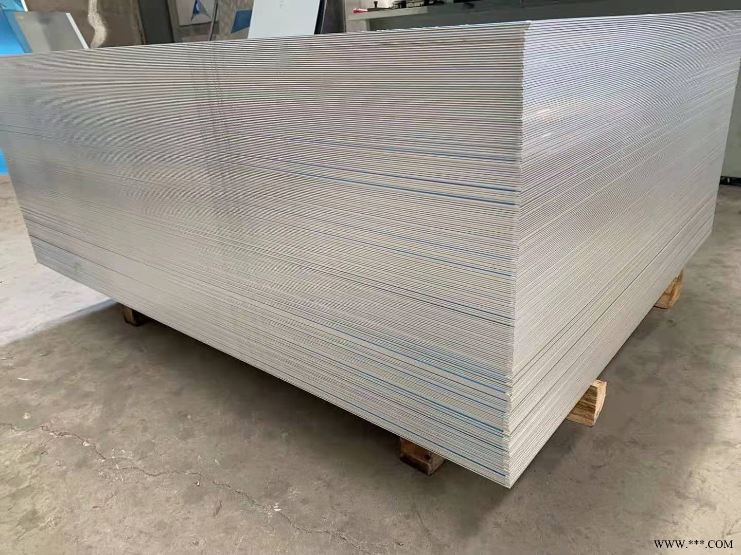 5052鋁板沖孔鋁板電子產品用鋁廠家直銷