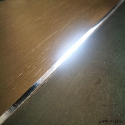 鋁板修邊雕銑機(jī)，1325鋁板倒角雕刻機(jī)，小型6060鋁板雕刻花型，雕刻機(jī)4040鋁板銑槽機(jī)，小型鋁板數(shù)控cnc雕銑機(jī)