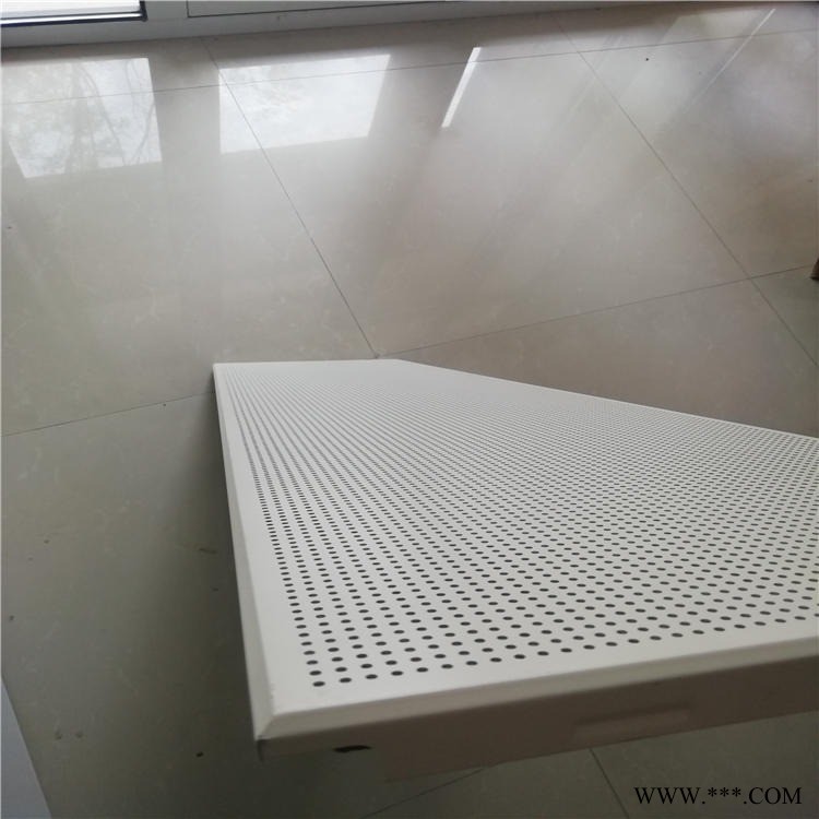 屹晟巖棉復合鋁板 保溫隔熱吸音鋁天花 穿孔吸音板鋁扣板吸音吊頂工程板直銷