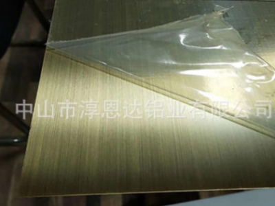 廠家直銷粗拉絲 不銹鋼拉絲板 6061拉絲鋁板 拉絲板定制批發(fā)