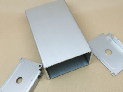 廠家定做LED鋁電源外殼電源鋁盒 一體式金屬擋板QH6340