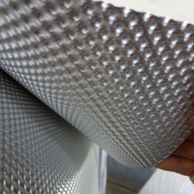 濟南恒誠鋁業長期供應0.5--0.8mm的汽車隔熱鋁板量大從優